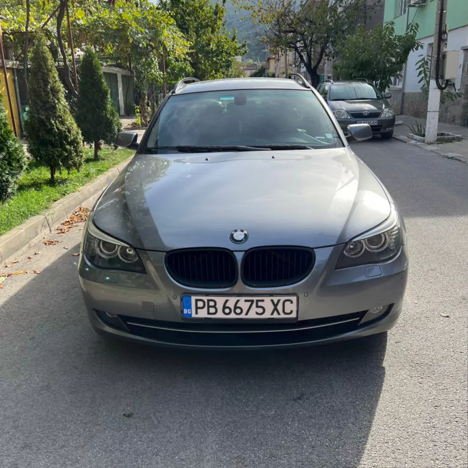 ID:1555 - BMW 520