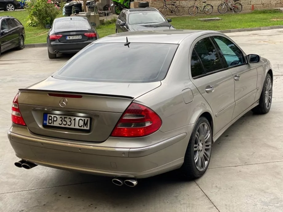 ID:1559 - MERCEDES-BENZ E 320