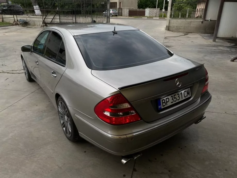 ID:1559 - MERCEDES-BENZ E 320