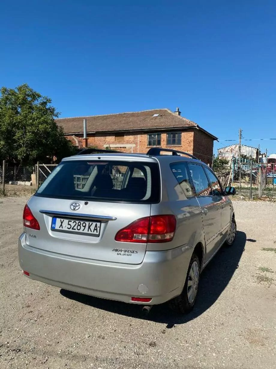 ID:1566 - TOYOTA AVENSIS VERSO