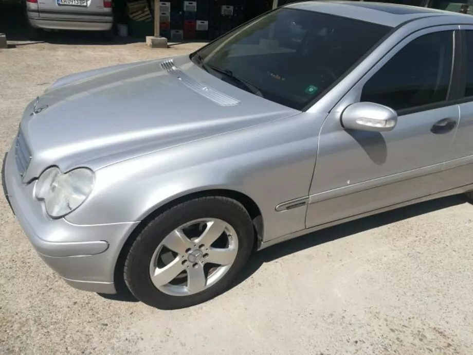 ID:1576 - MERCEDES-BENZ CLC 200