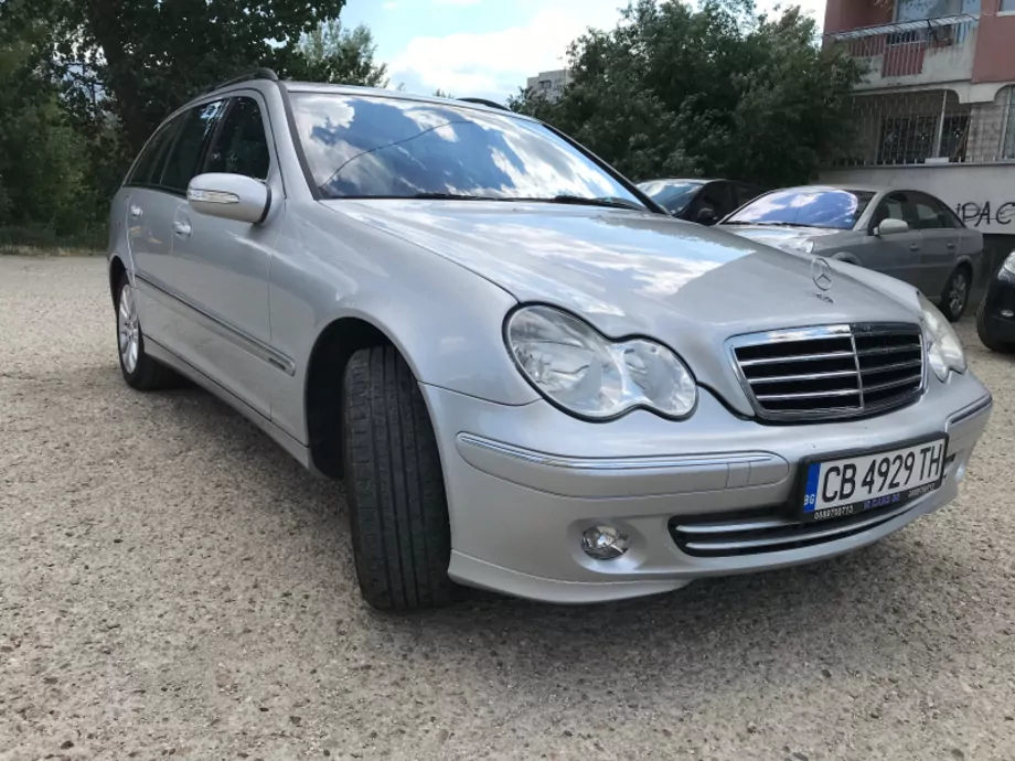 ID:1581 - MERCEDES-BENZ C 220