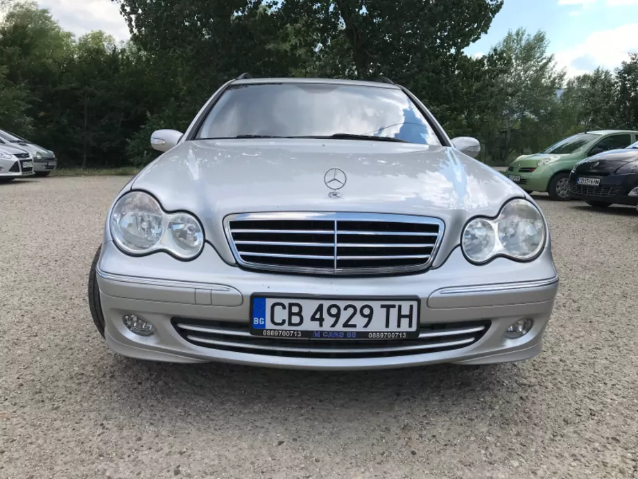 ID:1581 - MERCEDES-BENZ C 220