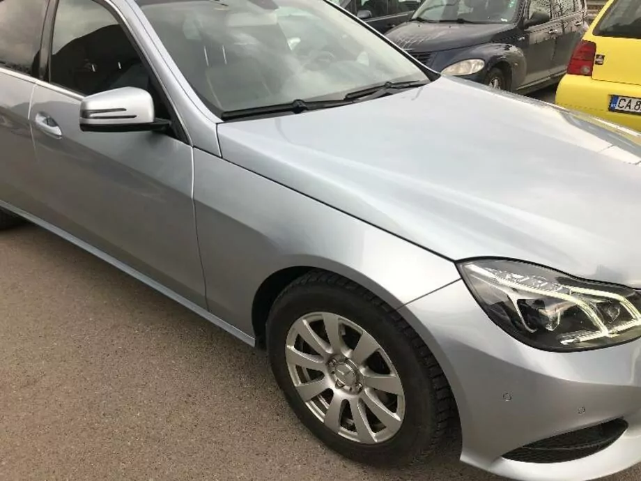 ID:1582 - MERCEDES-BENZ E 250