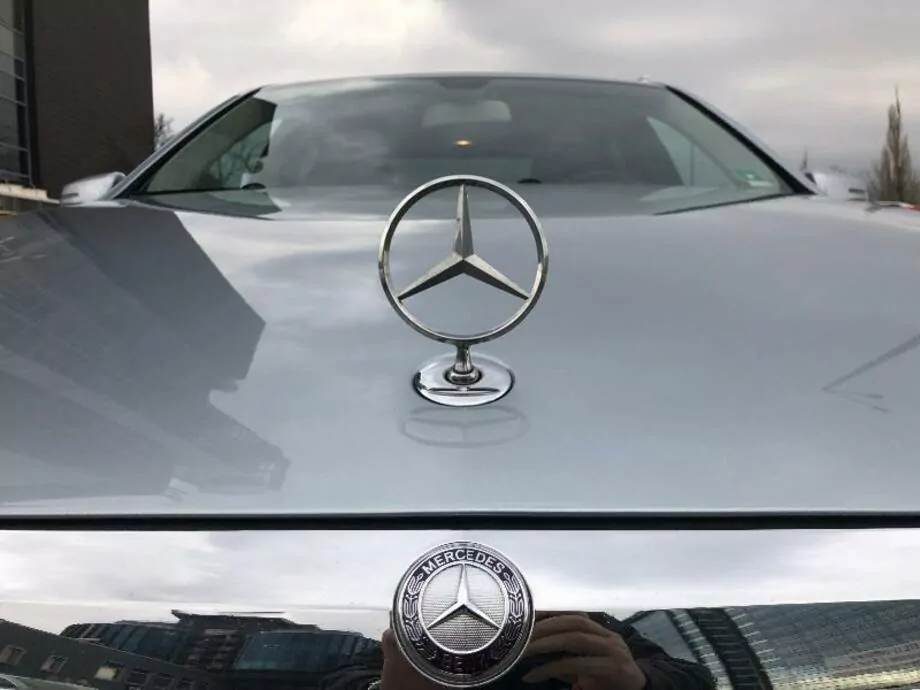 ID:1582 - MERCEDES-BENZ E 250