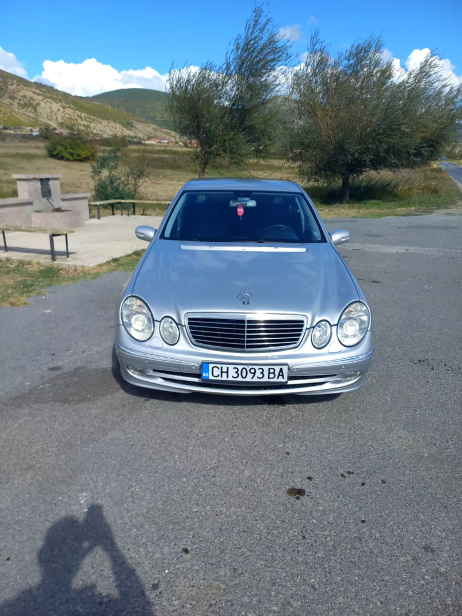 ID:1588 - MERCEDES-BENZ E 270