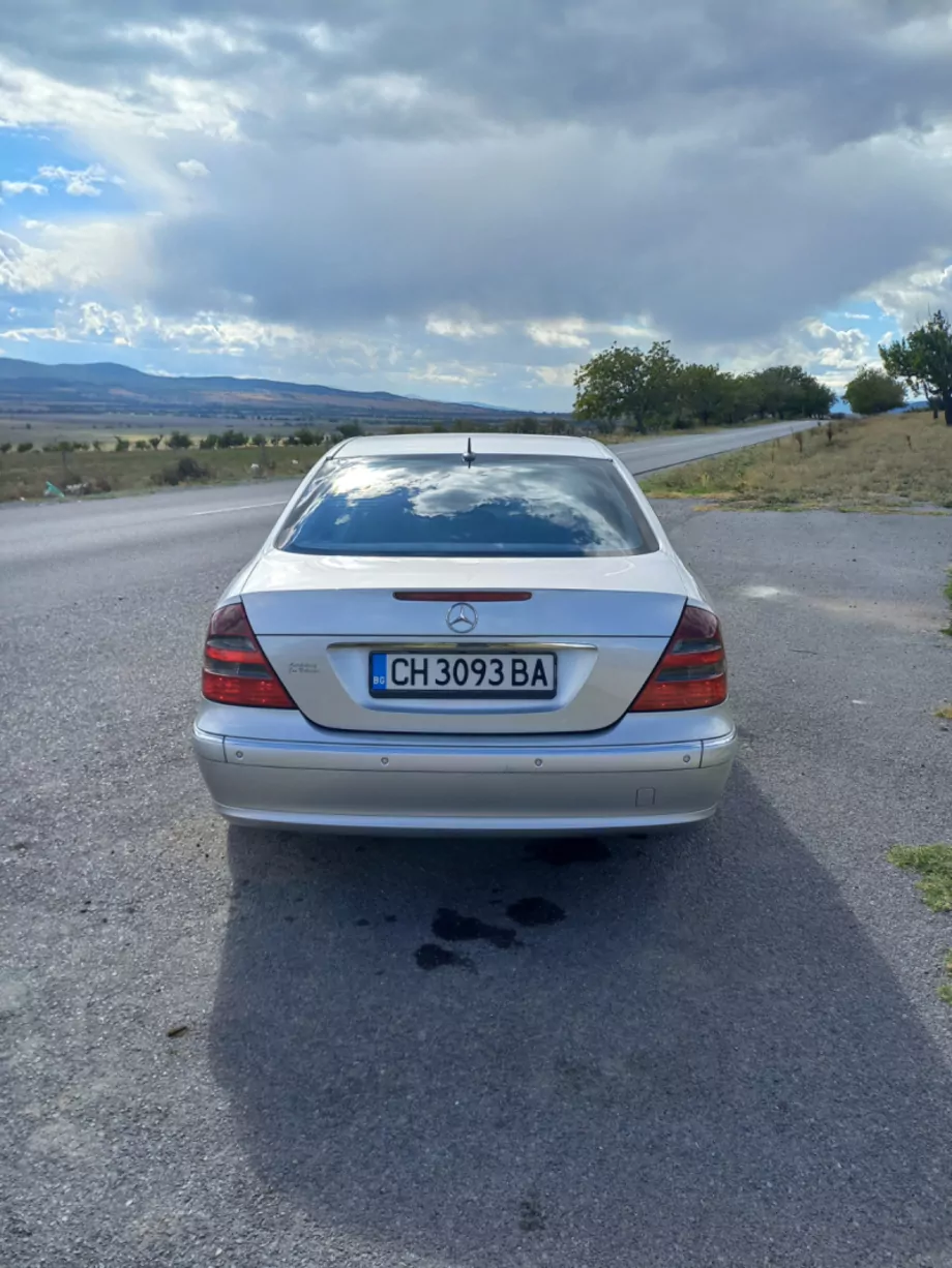 ID:1588 - MERCEDES-BENZ E 270