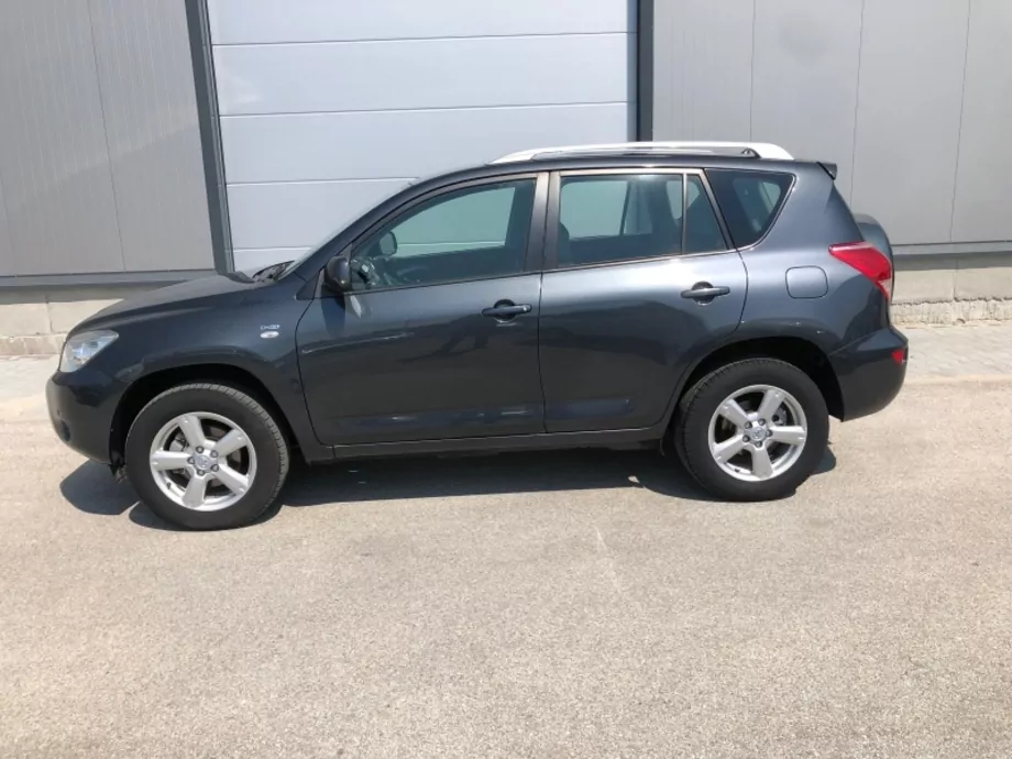 ID:1637 - TOYOTA RAV4