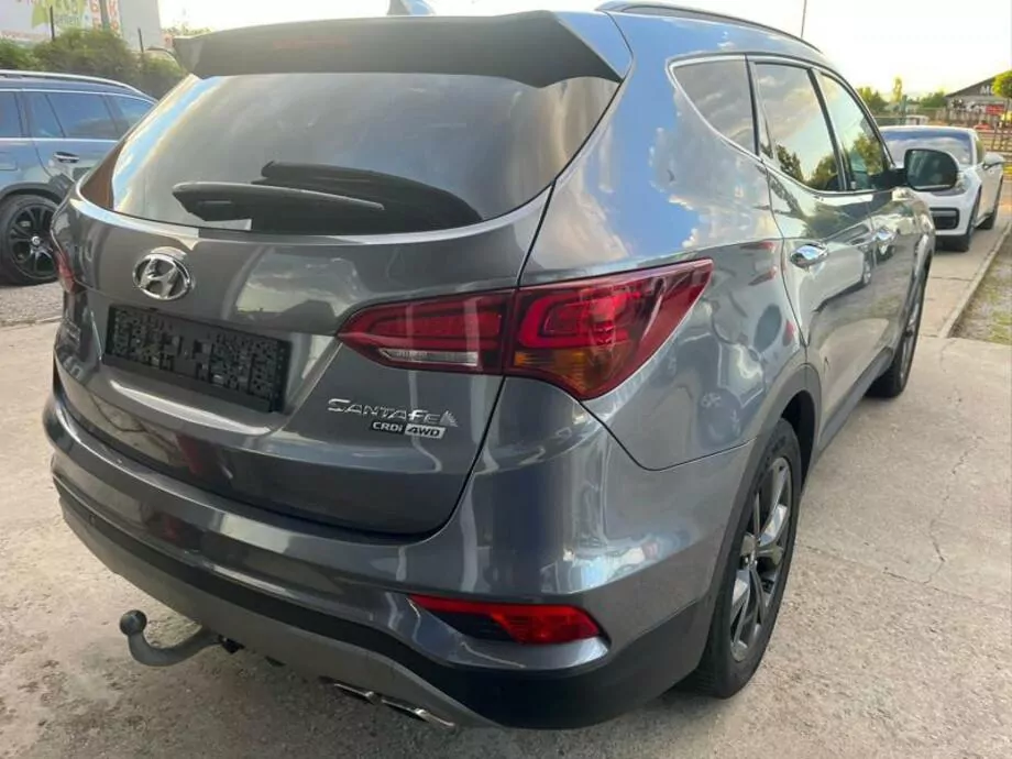 ID:1638 - HYUNDAI SANTA FE