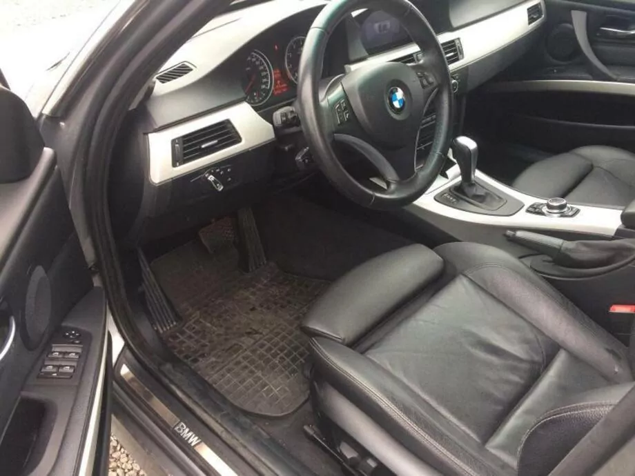 ID:1649 - BMW 325