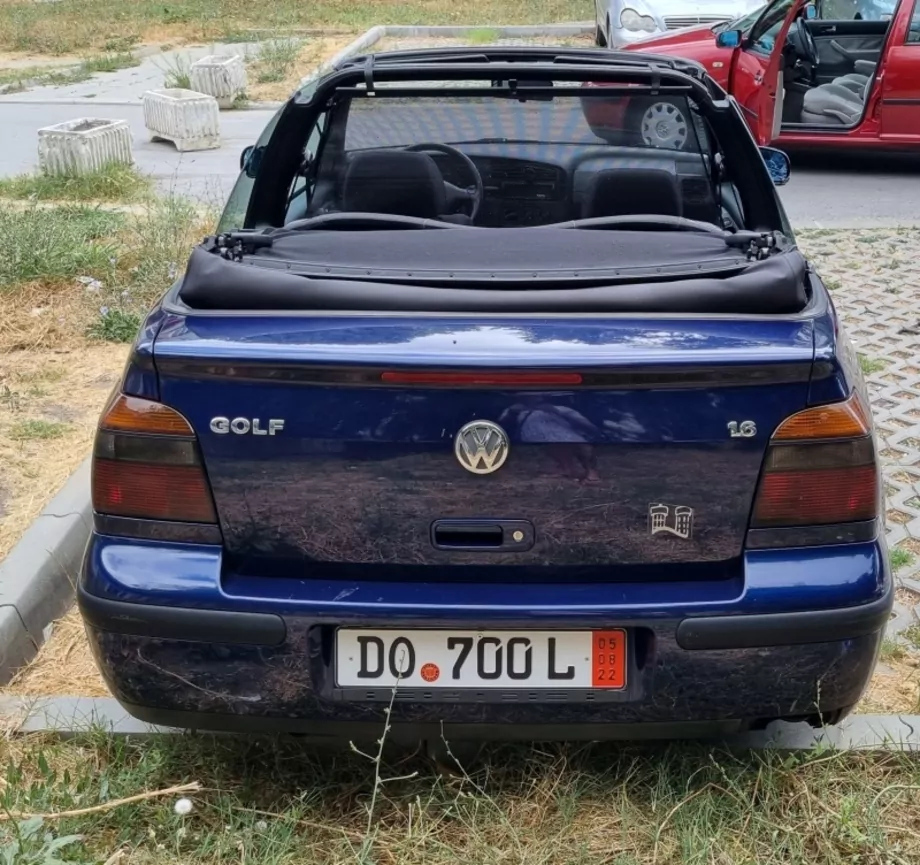 ID:1657 - VOLKSWAGEN GOLF