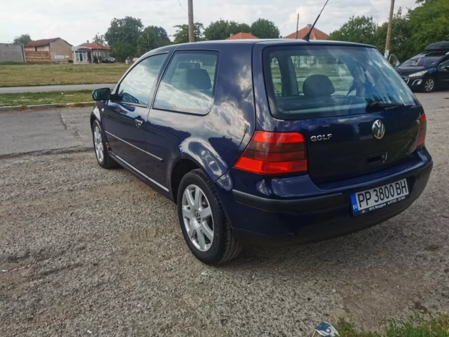 ID:1665 - VOLKSWAGEN GOLF