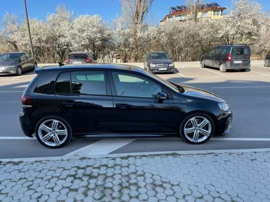 ID:1683 - VOLKSWAGEN GOLF