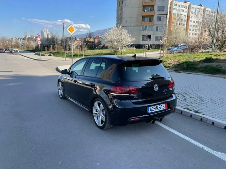 ID:1683 - VOLKSWAGEN GOLF