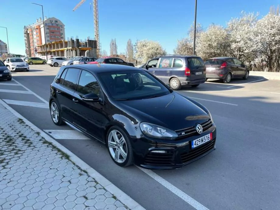 ID:1683 - VOLKSWAGEN GOLF