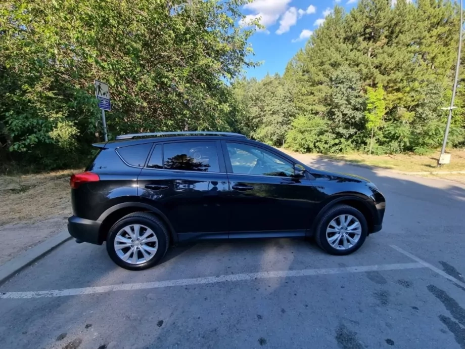 ID:1687 - TOYOTA RAV4