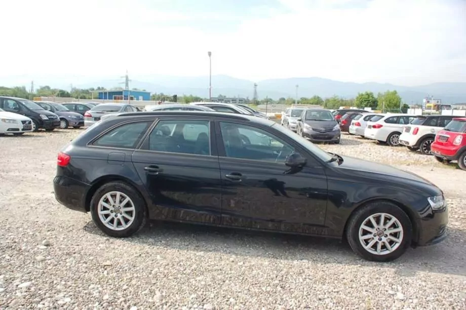 ID:1689 - AUDI A4