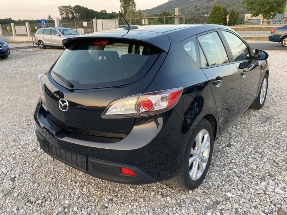 ID:1701 - MAZDA 2101