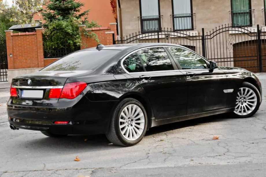 ID:1751 - BMW 730