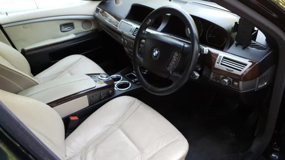 ID:1767 - BMW 730