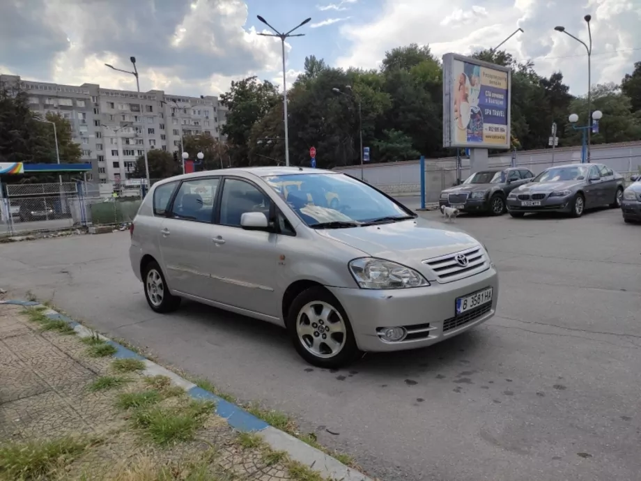 ID:1898 - TOYOTA AVENSIS VERSO