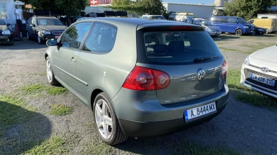 ID:1901 - VOLKSWAGEN GOLF