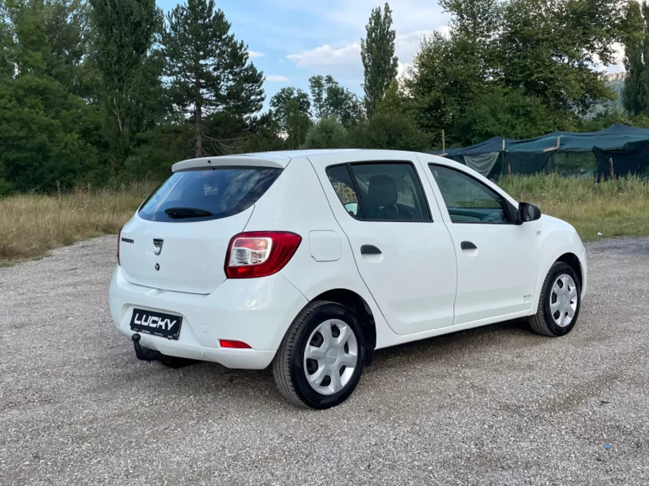 ID:1909 - DACIA 380