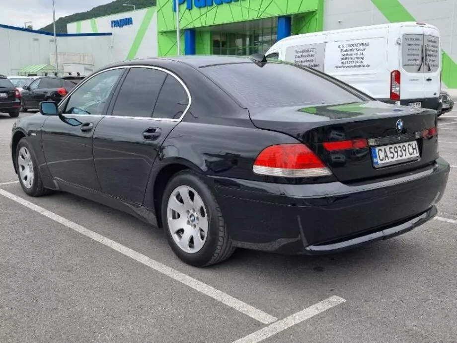 ID:1910 - BMW 730