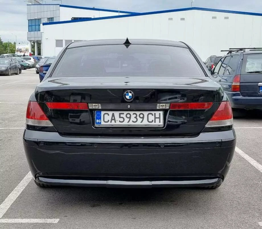 ID:1910 - BMW 730