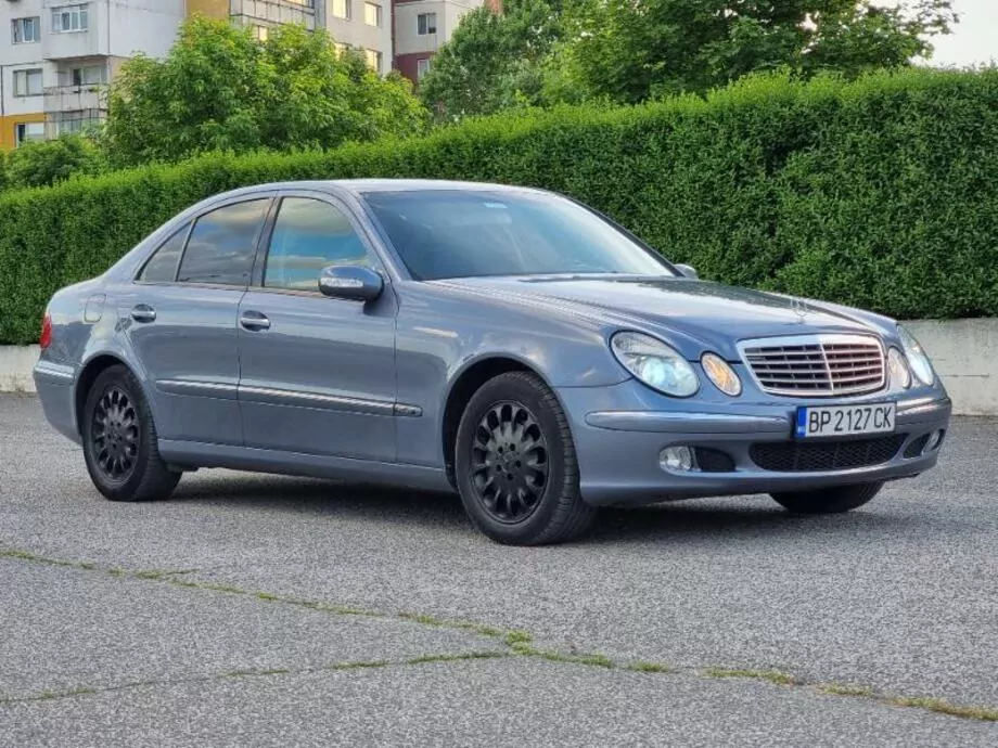 ID:1923 - MERCEDES-BENZ E 270