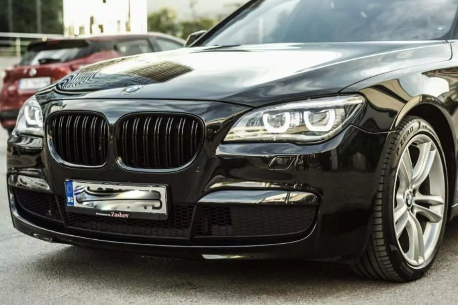 ID:1925 - BMW 740