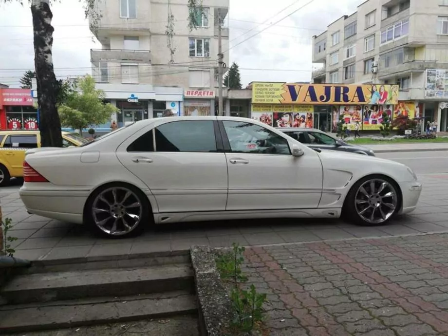 ID:1935 - MERCEDES-BENZ S 500