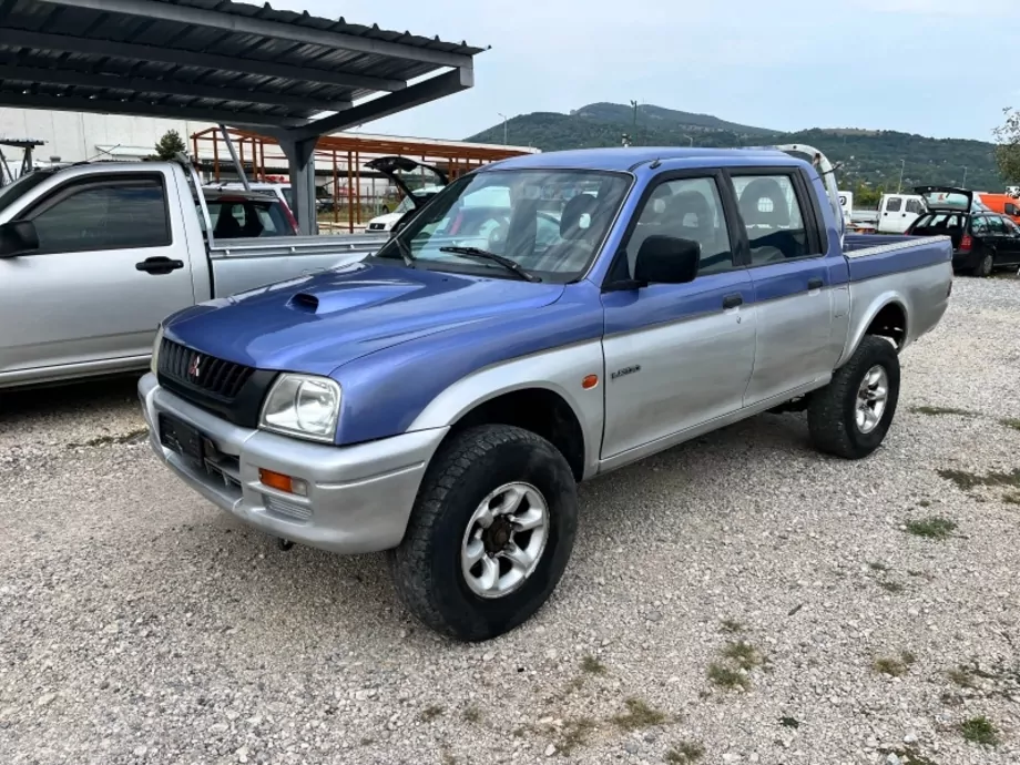 ID:1957 - MITSUBISHI L200