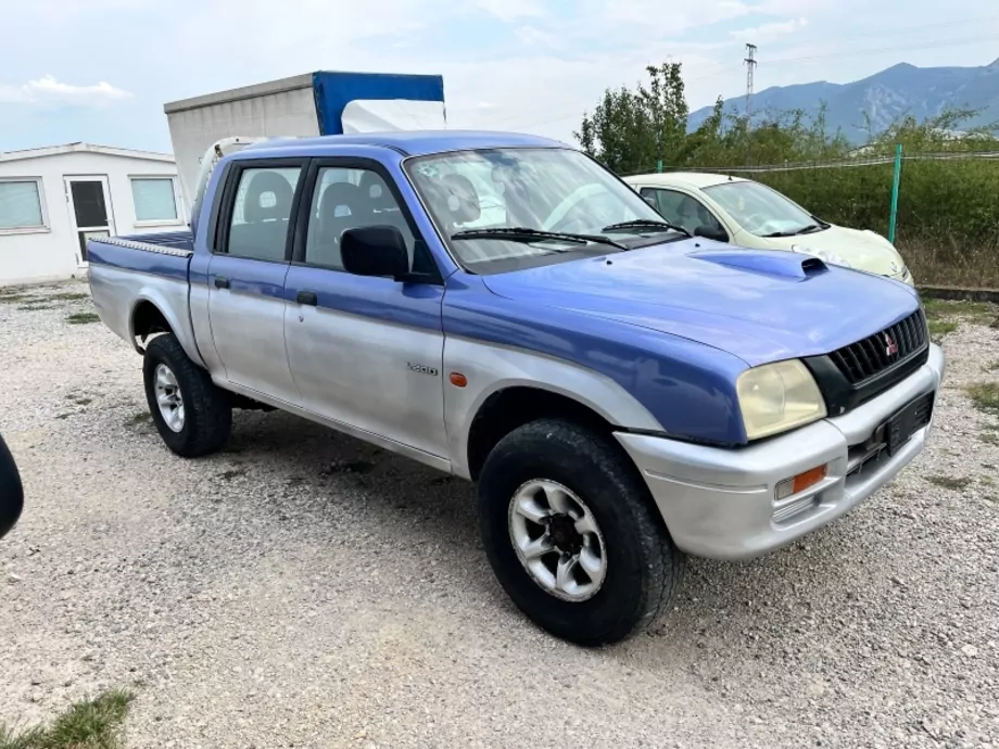 ID:1957 - MITSUBISHI L200