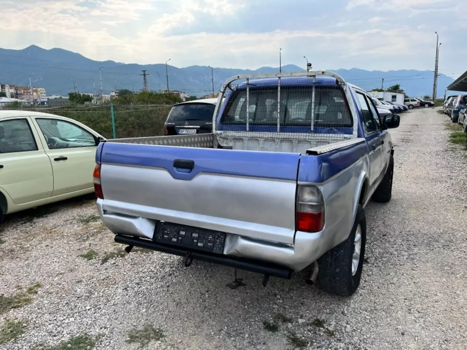 ID:1957 - MITSUBISHI L200