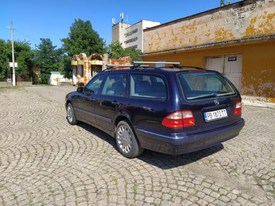 ID:1992 - MERCEDES-BENZ E 430