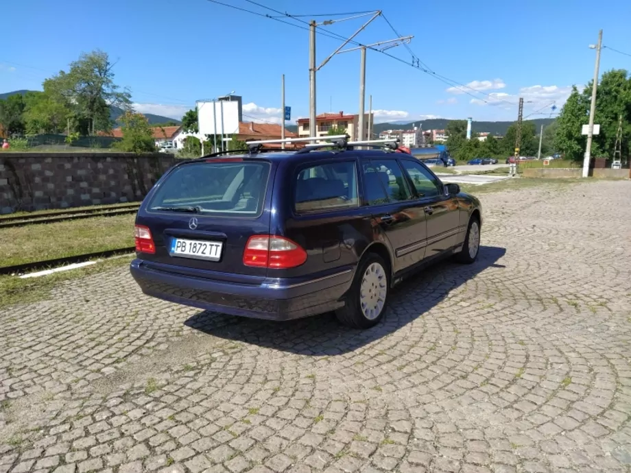 ID:1992 - MERCEDES-BENZ E 430