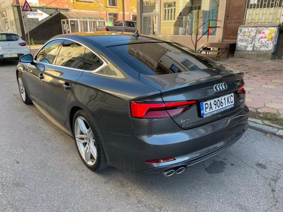 ID:2023 - AUDI A5