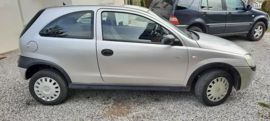 ID:2027 - OPEL CORSA