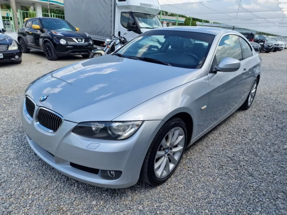 ID:2040 - BMW 320