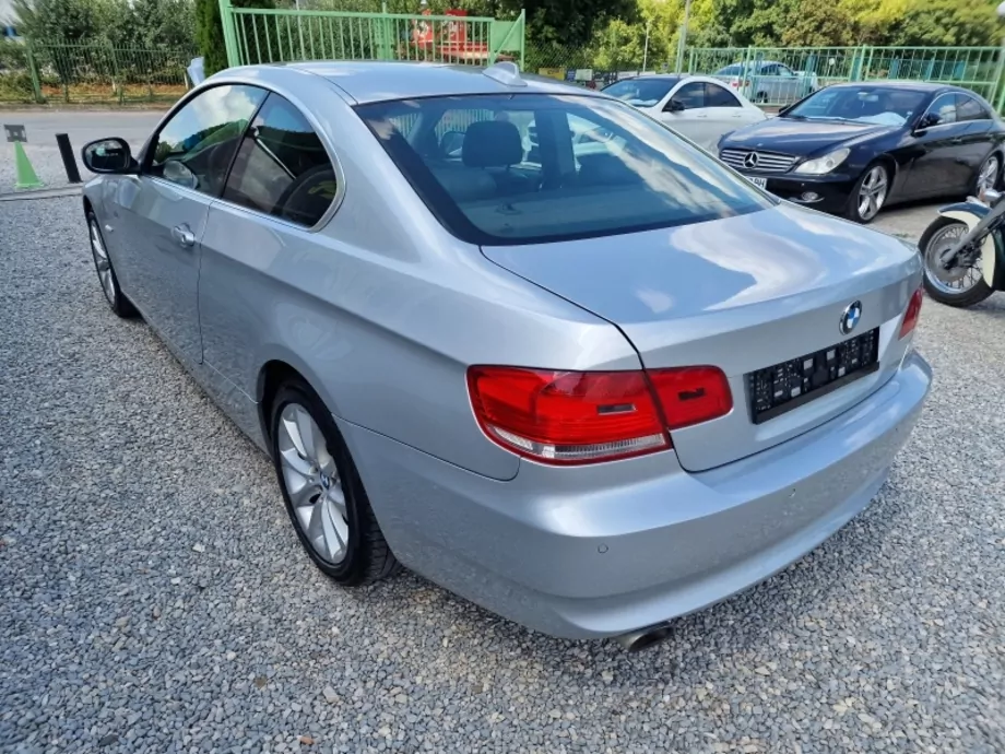 ID:2040 - BMW 320