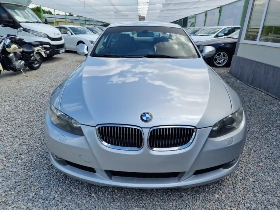 ID:2040 - BMW 320