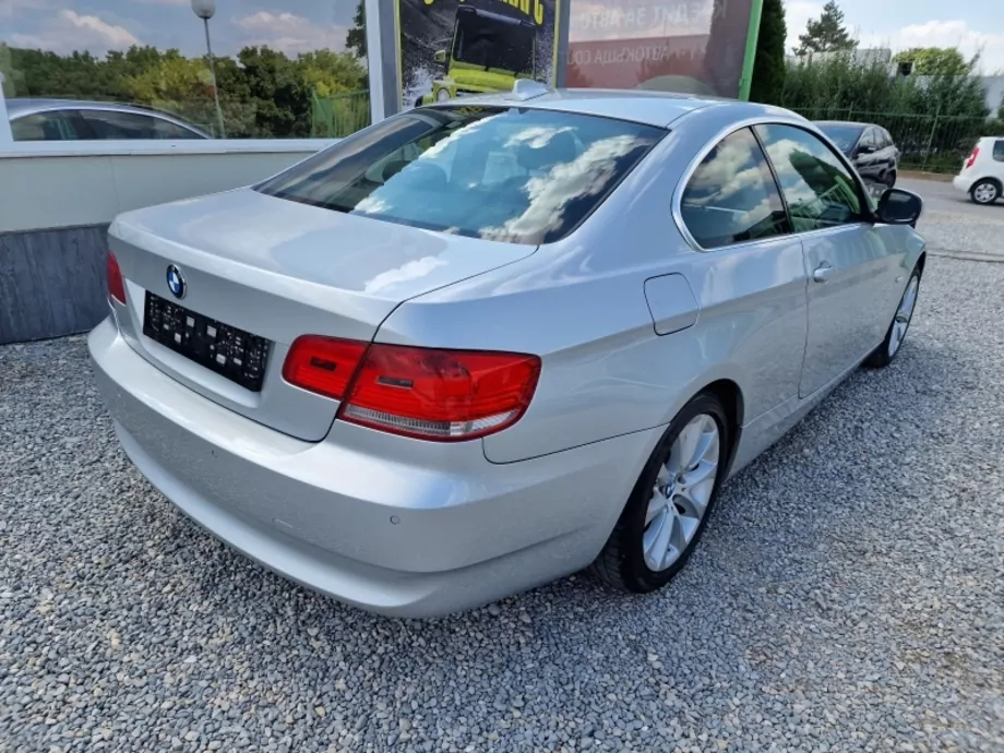 ID:2040 - BMW 320