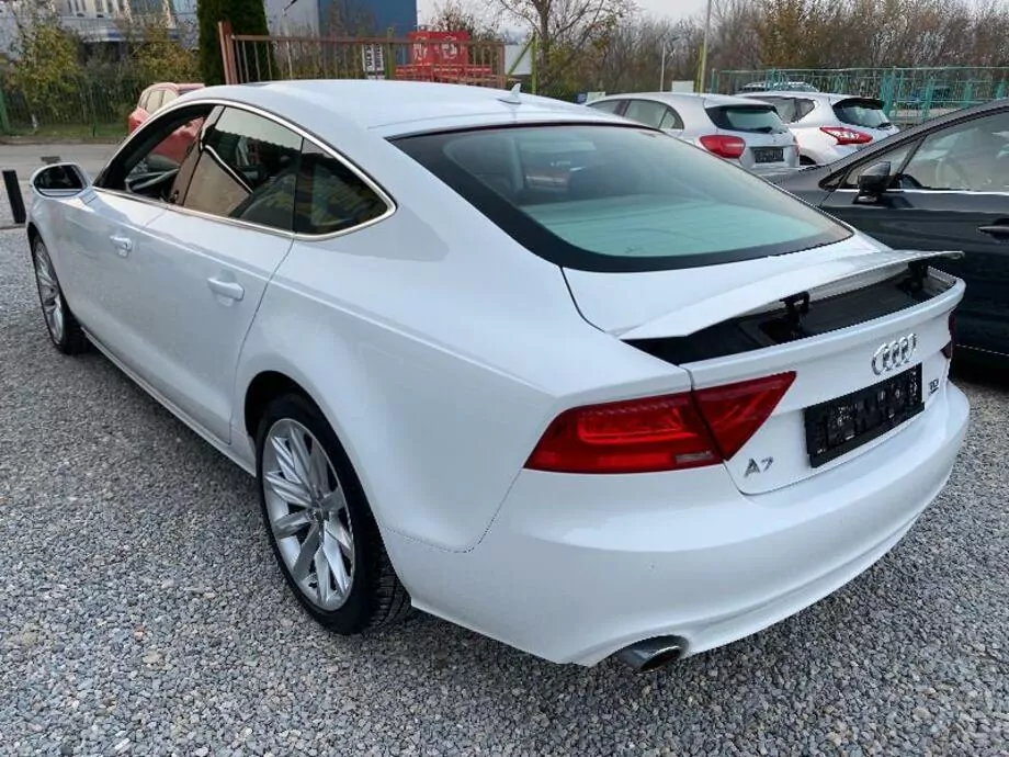 ID:2041 - AUDI A7