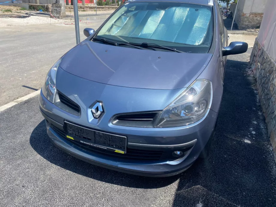 ID:2051 - RENAULT CLIO