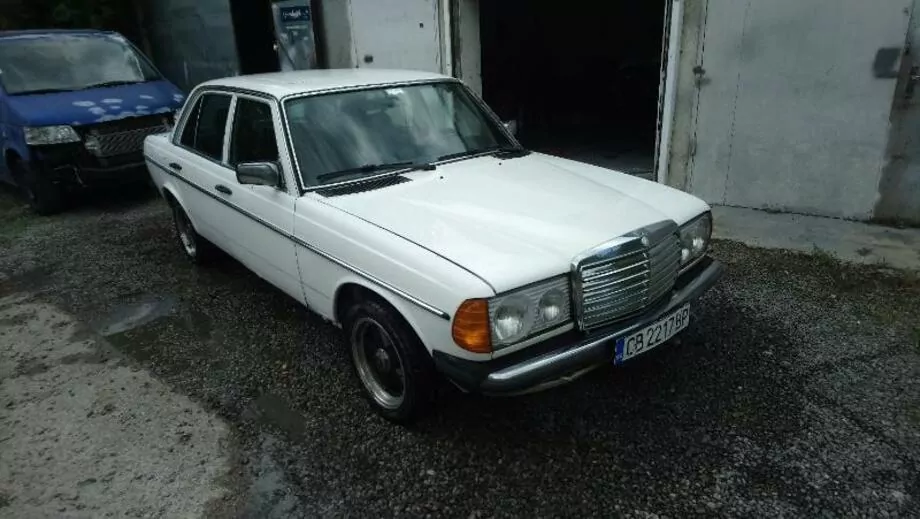 ID:2073 - MERCEDES-BENZ 2101