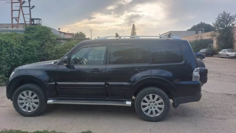 ID:2075 - MITSUBISHI PAJERO