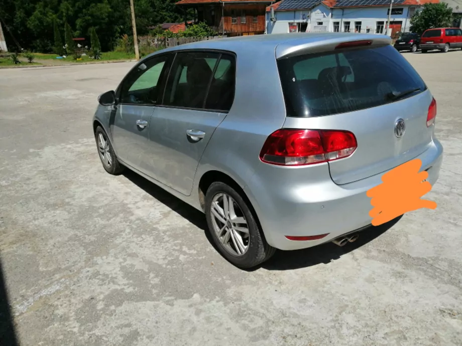 ID:2084 - VOLKSWAGEN GOLF