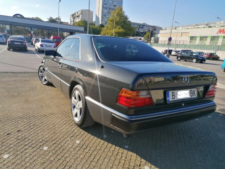 ID:2089 - MERCEDES-BENZ 124