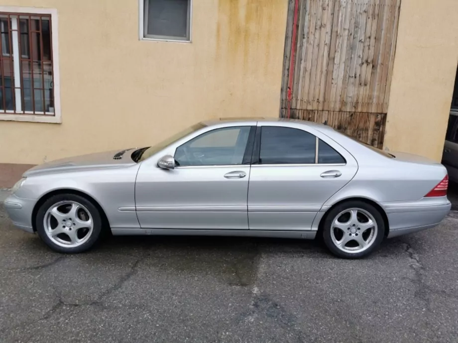 ID:2102 - MERCEDES-BENZ CLS 320